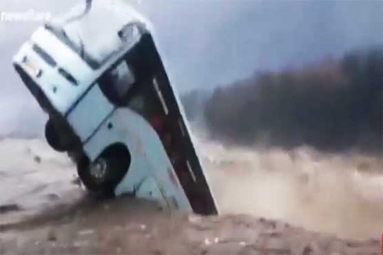 Flash flood sweeps away tourist bus in India's Himachal