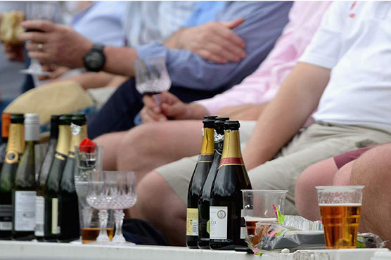 22 die from drinking adulterated alcohol in Iran