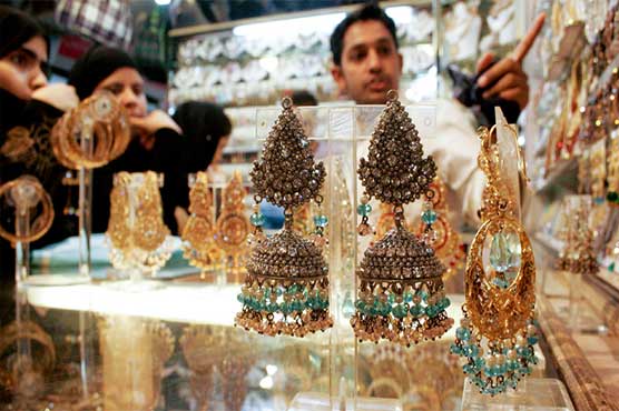 Gold price reaches Rs 89100 per tola