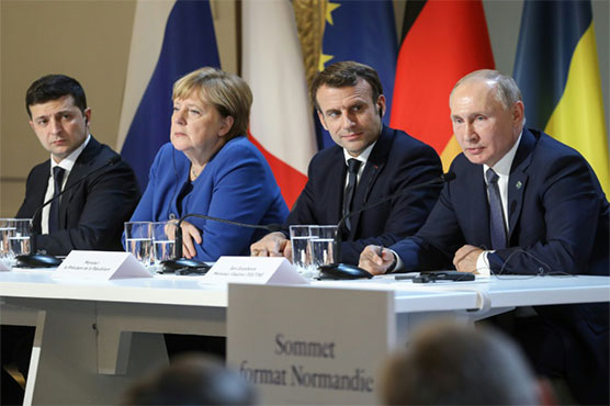 Divisions exposed as Russia, Ukraine leaders hold first meeting