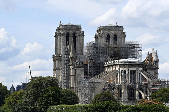 Heavy hearts as Notre-Dame misses Christmas for first time since 1803