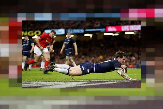 Horne gets nod at flyahlf for injury-hit Scots in Paris