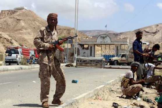 Bomb blast kills 7 Yemeni civilians in market