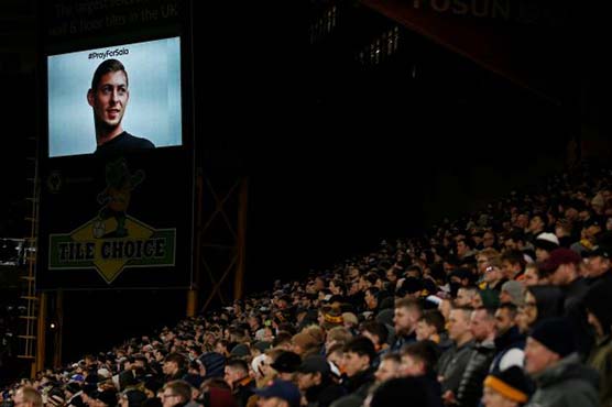 Plane cushions found in search for missing football player Sala