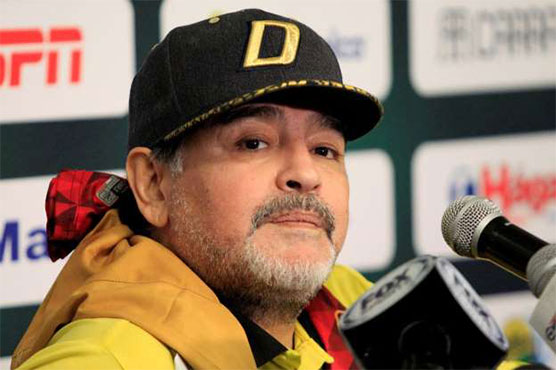 Argentina great Maradona undergoes successful knee surgery