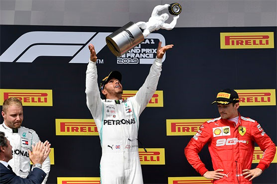 Hamilton wins French GP to extend Mercedes' unbeaten run to 10