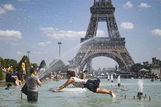 Europe sizzles on sixth day of deadly heatwave