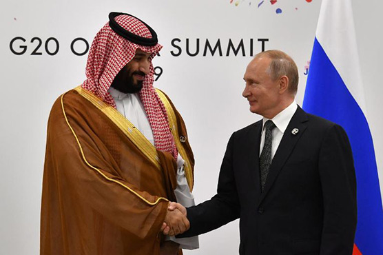 Russia agrees with Saudi Arabia to extend OPEC+ oil output deal