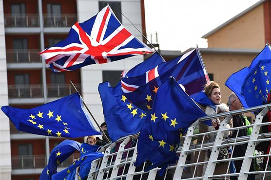 EU chief says Brexit delay possible if MPs approve deal