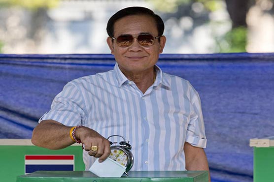 Thai Army Chief casts his vote in a general election