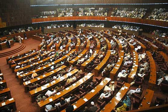 Senate passes resolution to extend 'Scholarship Programme' 