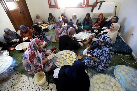 'From mama with love', food parcels for Libya front line