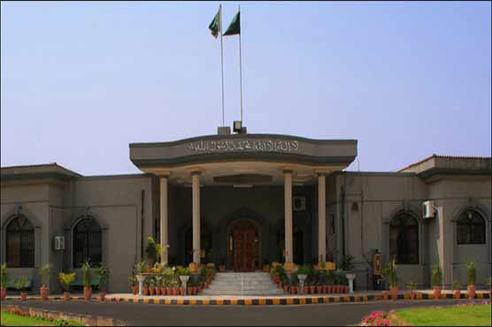 IHC orders to produce Pakistani citizen in UK jail before court 