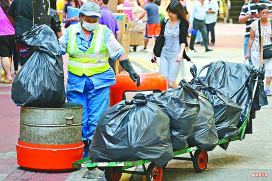Misleading: Photos of cleaners in Hong Kong in 2019 pro-democracy protests?