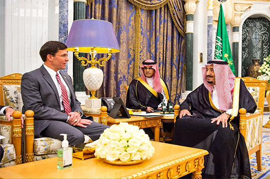 Pentagon chief meets Saudi king after troop deployment