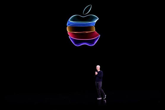 New iPhones woo users to Apple television and games