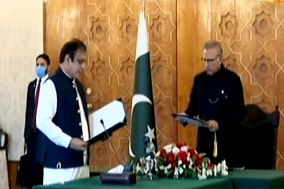 Shibli Faraz takes oath as Information Minister