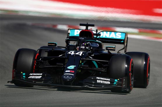 Hamilton fastest on a sweltering Spanish afternoon