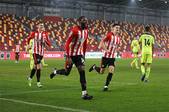 Brentford stun Newcastle to reach League Cup semi-finals