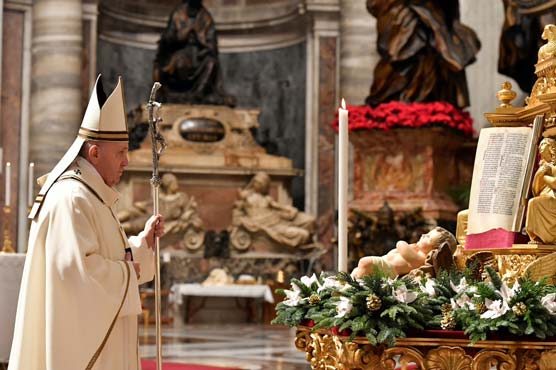 Pope urges Covid 'vaccines for all' in Christmas message