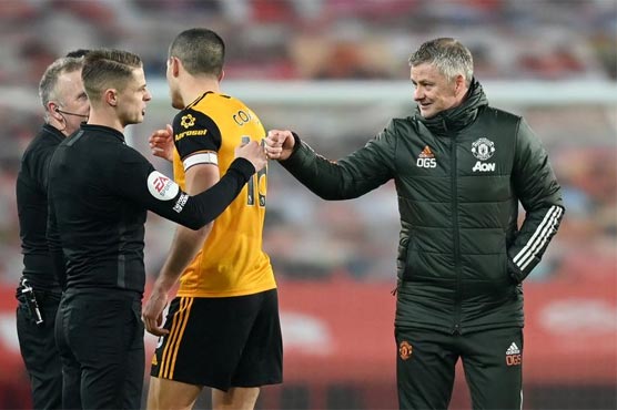 Solskjaer upbeat after United eke out late Wolves win