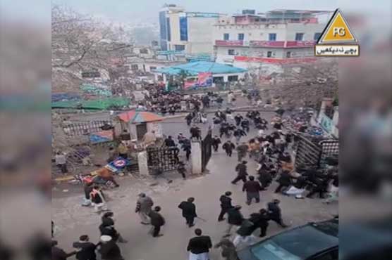 Lawyers again land in hot water after clashing with police