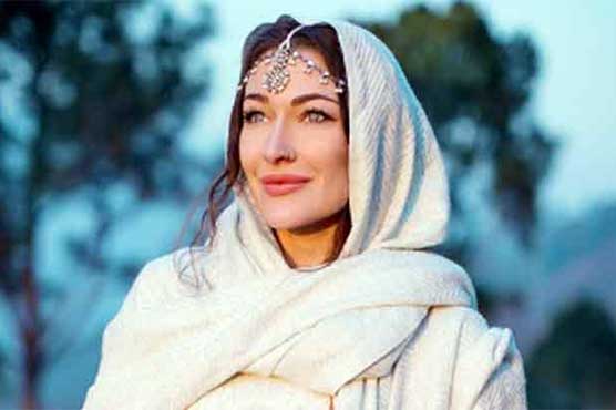 پاکستان گھومنے والی کینیڈین ولاگر روزی گیبرائل نے اسلام قبول کر لیا