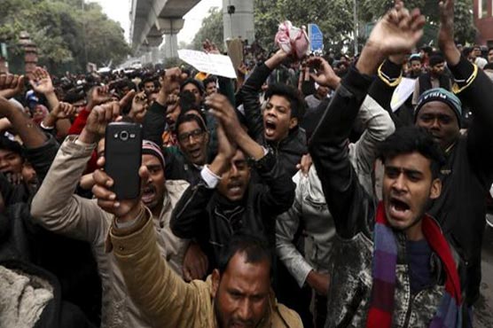 Indian police battle anti-Modi protesters over disputed law