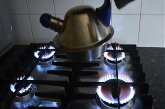 وزیراعظم عمران خان کی مداخلت پر گیس ٹیرف میں اضافہ موخر