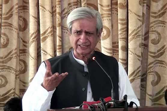 Federal, provincial govts to spend Rs 26 bn to counter locust attacks: Fakhar Imam