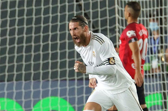 Ramos free-kick sends Madrid back to top of La Liga