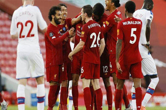 Liverpool thrash Palace to close in on first league title since 1990