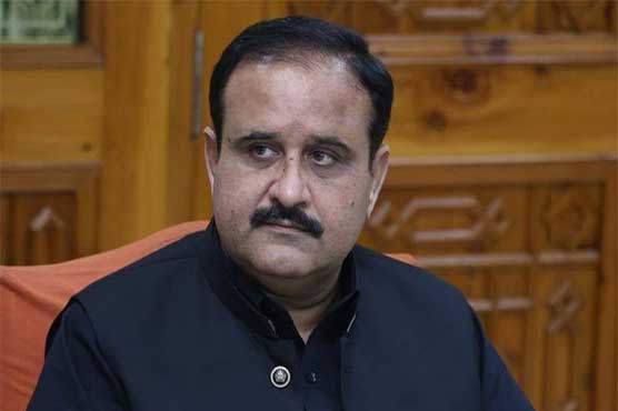 Those sitting before laptop for photo session ruined health sector: CM Buzdar