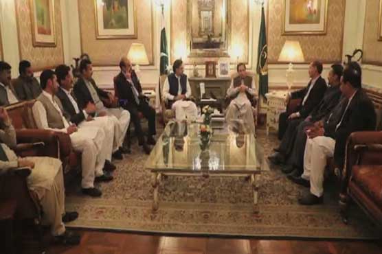 13 political leaders join PML-Q