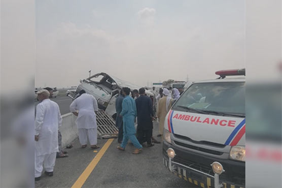 Five killed, 10 injured as van overturns on Sialkot Motorway
