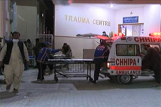 Three policemen among five injured in hand grenade attack in Quetta