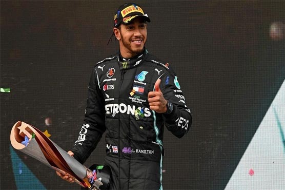 Royal fan Hamilton says he would never refuse a knighthood