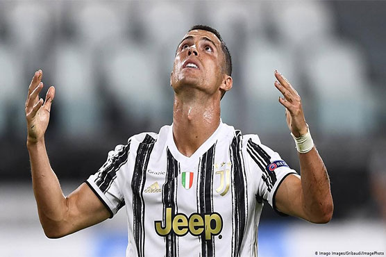 Ronaldo denies breaking virus protocol after Italy return