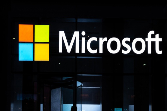 Microsoft rides cloud to higher earnings