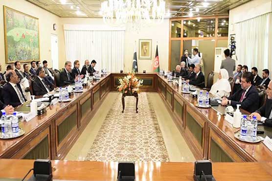 Islamabad: Afghanistan's reconciliation leader Dr Abdullah visits FO, meets FM Qureshi 