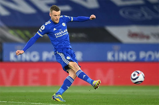 Vardy strikes as Leicester beat West Brom to boost top-four bid