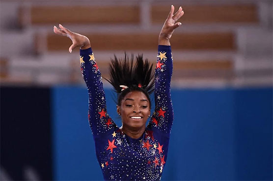 Biles makes belated Tokyo gold bid, Jamaicans battle again on track