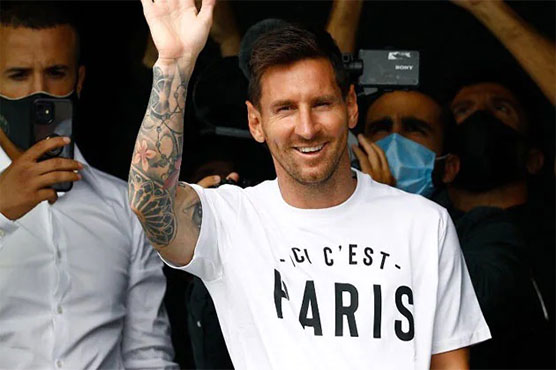Lionel Messi signs two-year deal with PSG
