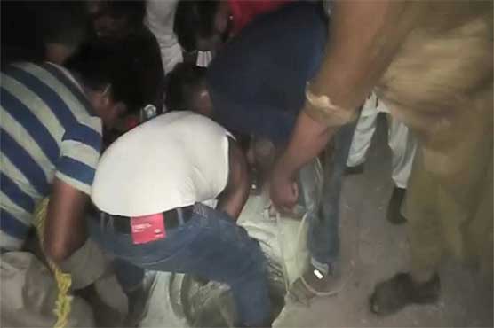 One killed after falling into open manhole in Ferozewala