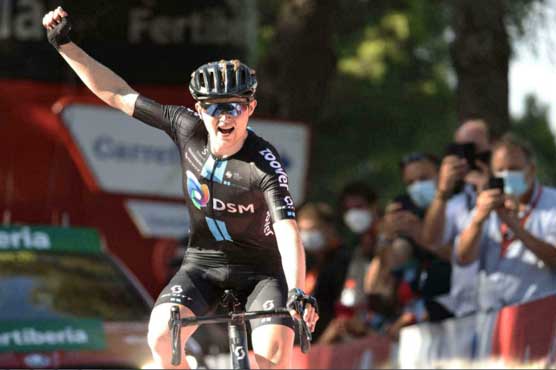 Australian Storer wins on Vuelta mountain as Roglic holds lead