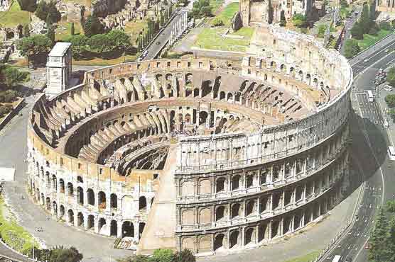 Diving among ancient ruins where Romans used to party