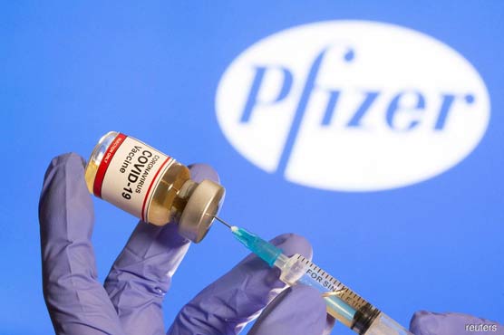 Researchers urge delaying Pfizer vaccine's second dose as first highly effective