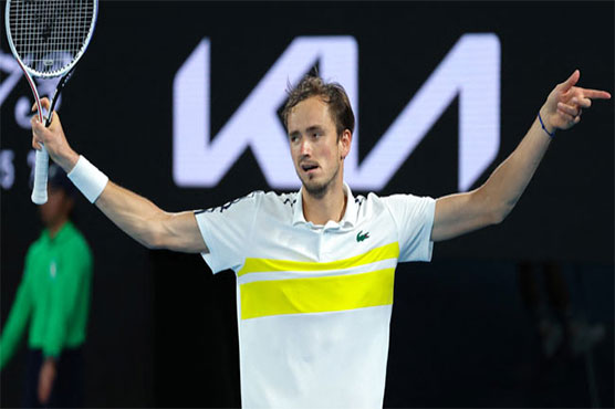 Medvedev powers past Tsitsipas into Australian Open final