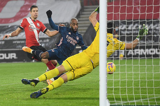 Arsenal sink Saints to avenge FA Cup exit