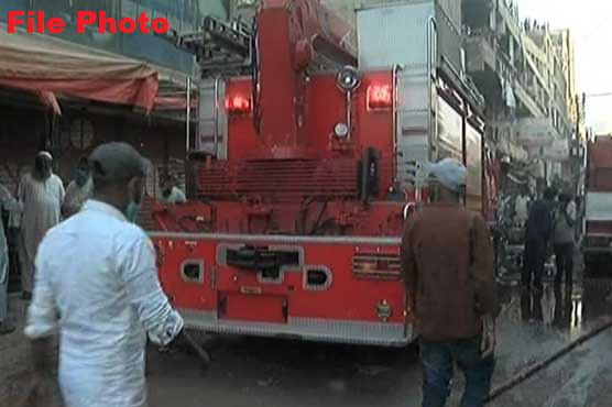 Fire gutted cotton godown in Karachi